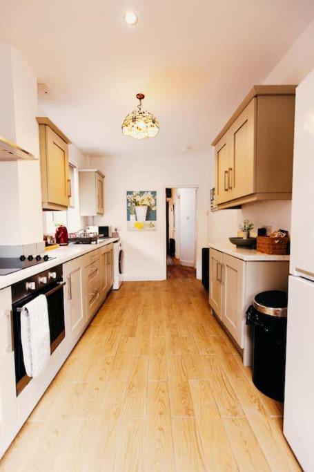 Friars Bush House Belfast - Stunning 4 Bedroom Detached House In Exclusive Queens Quarter Luxury Belfast City Centre Dış mekan fotoğraf